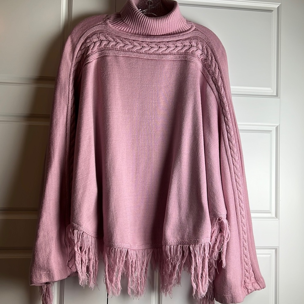 New workout tag- Women Beautiful Pancho one size fits all